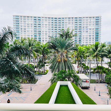 Miami Hollywood Bay View On The Beach 002-1Bvic Luaran gambar